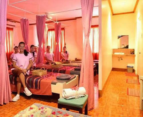 Maribago Seaview Pensione And Spa Isla de Mactán Exterior foto